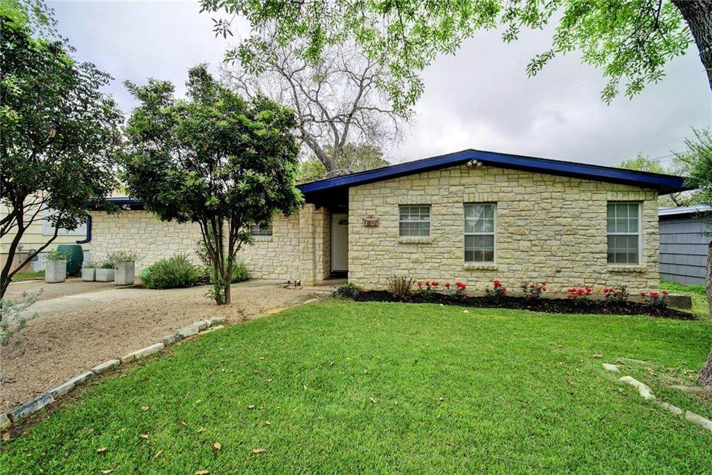 1610 Ridgemont Dr - Photo 1