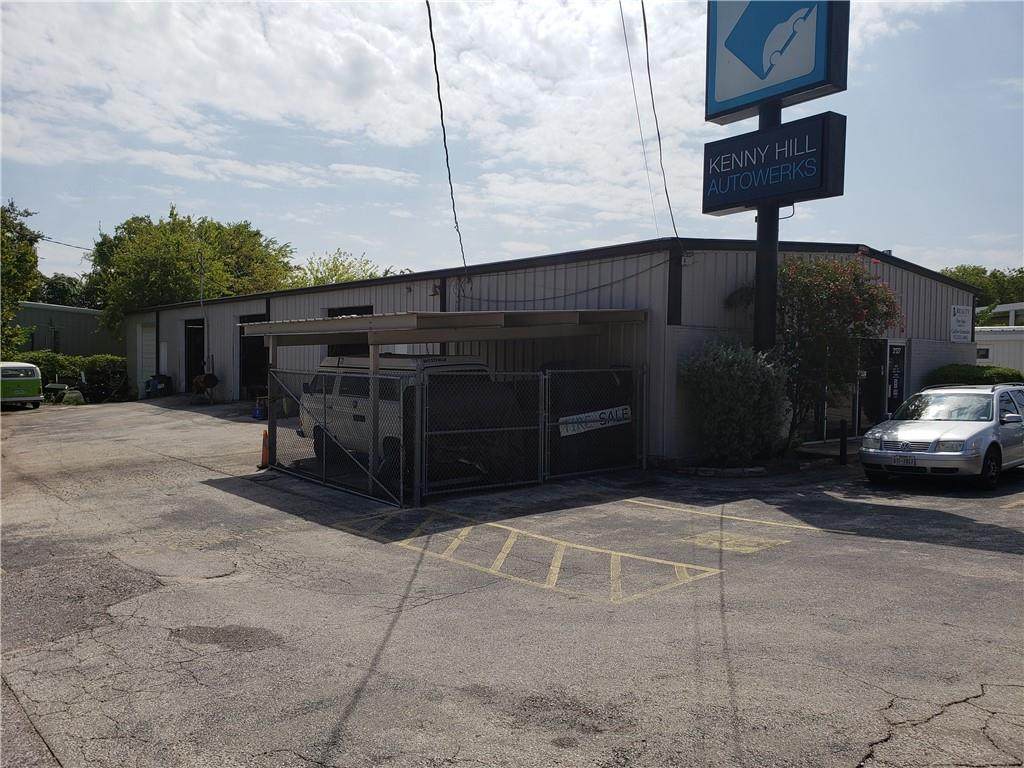 2127 Goodrich Ave - Photo 1