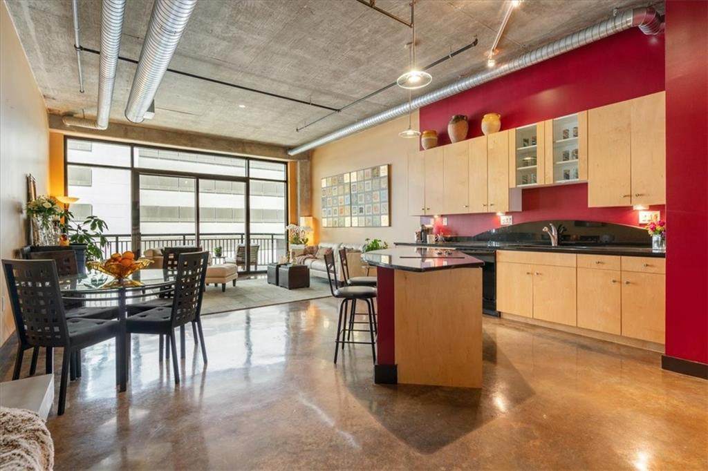 311 5th St - Photo 1