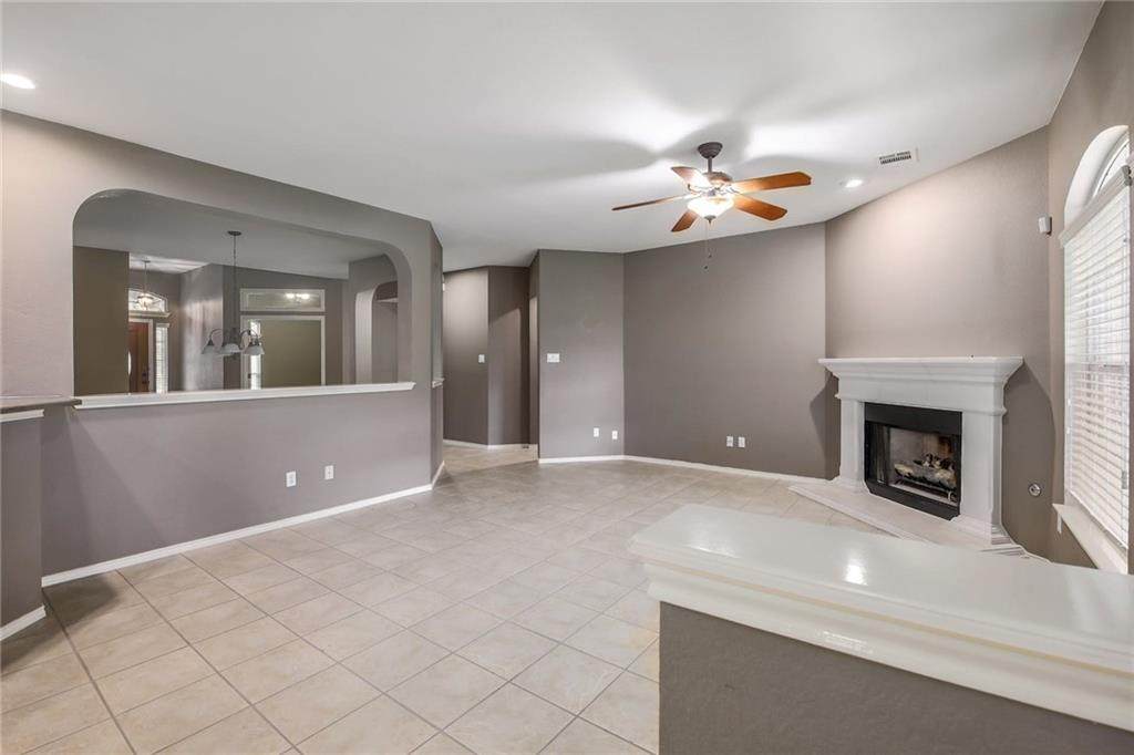 10928 Quarry Oaks Trl - Photo 1