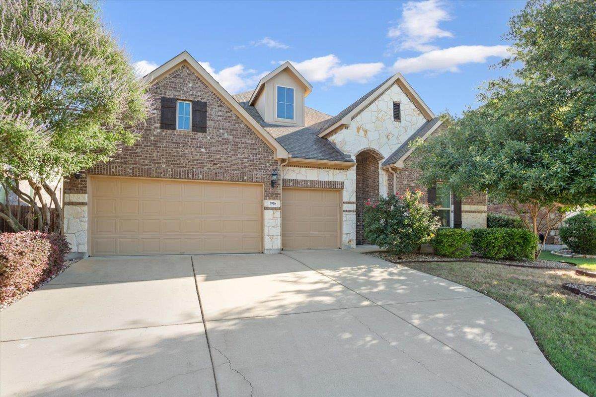 3916 Octavia Dr - Photo 1