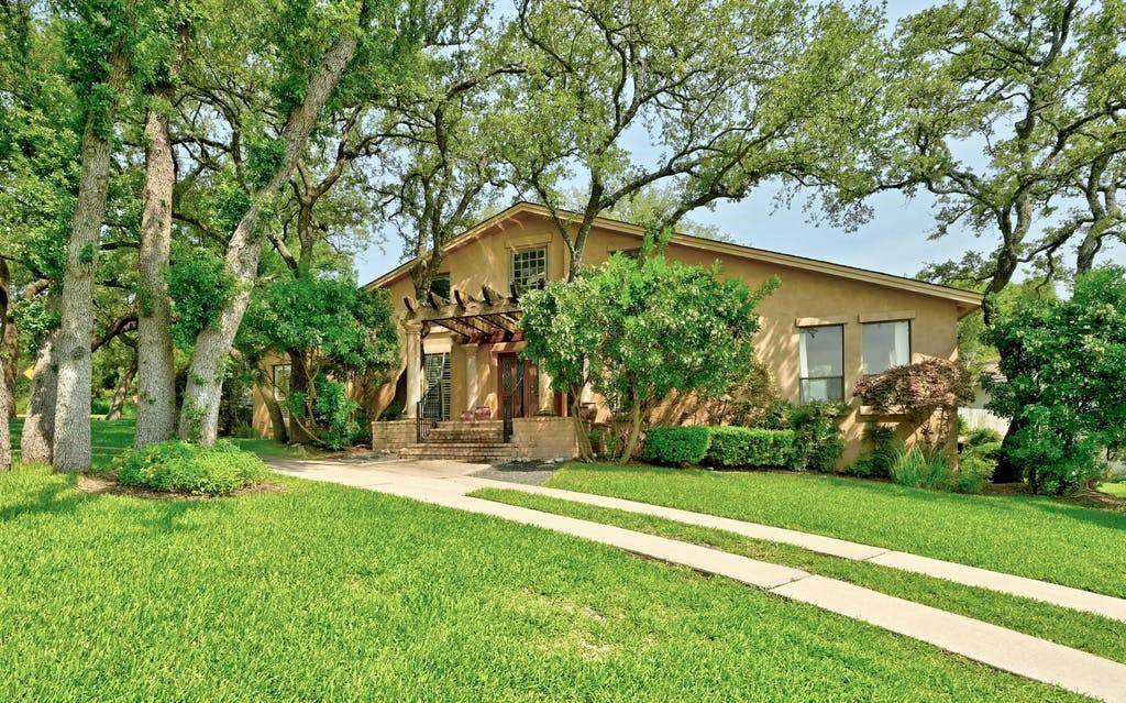 402 Oak Ridge Dr - Photo 1
