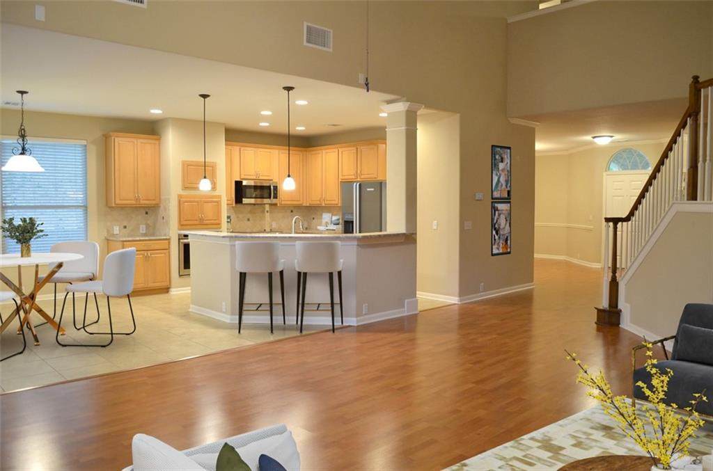 10612 Thoroughbred Dr - Photo 1