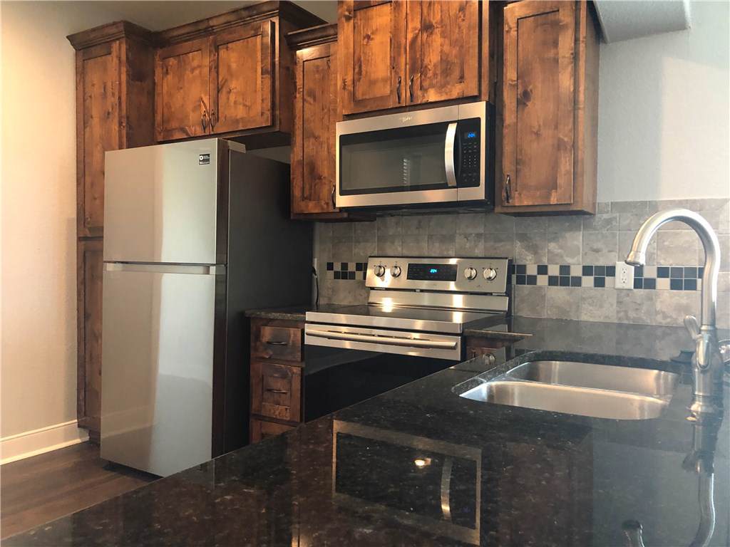 118 Alyssa Loop - Photo 1