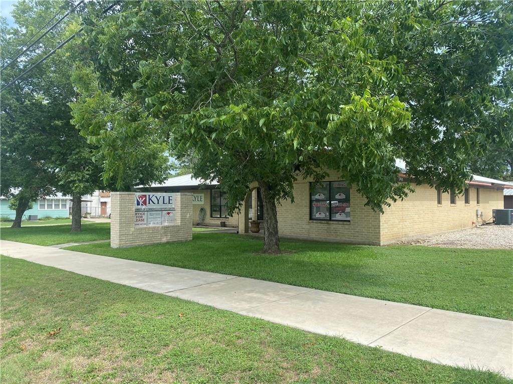 401 Center St - Photo 1