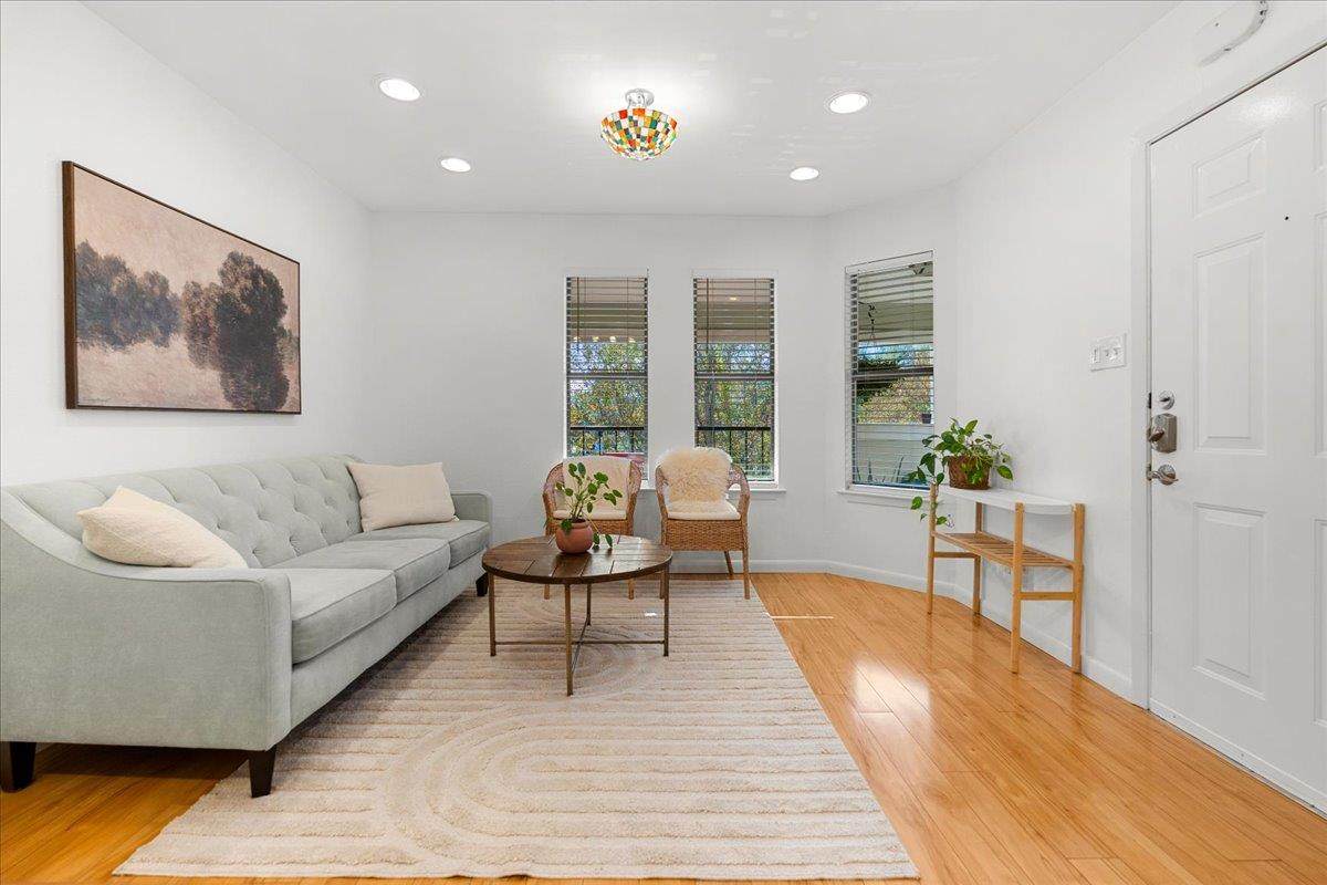 2104 Cullen Ave - Photo 1