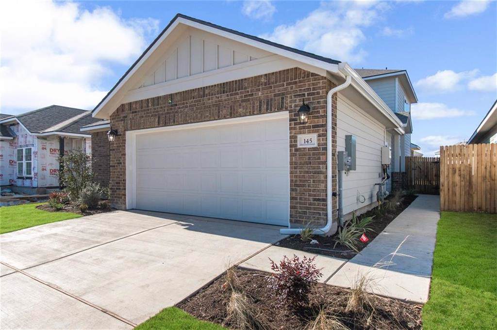 145 Winding Hollow - Photo 1