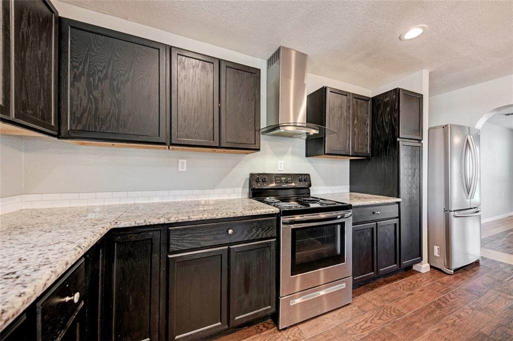 549 Riddle Rd - Photo 1