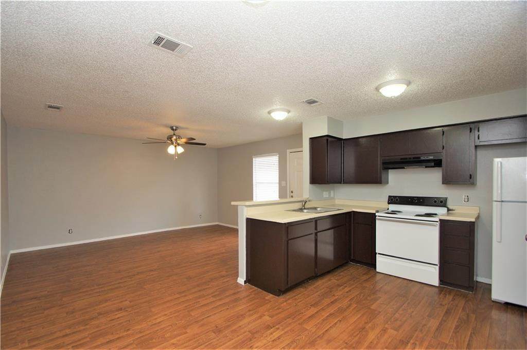 5405 Rose Hill Cir - Photo 1