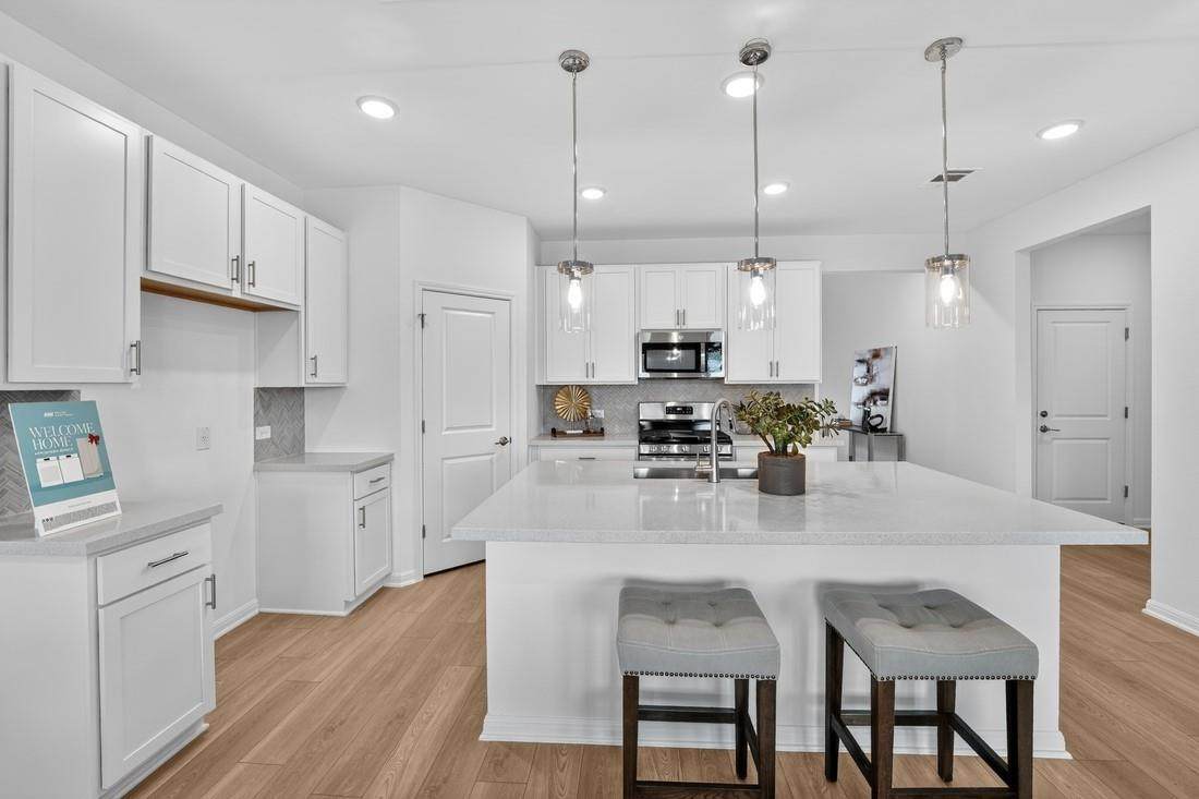 https://bt-photos.global.ssl.fastly.net/austin/orig_boomver_3_7760272-2.jpg