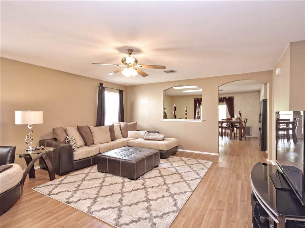 211 Bryant Dr - Photo 1