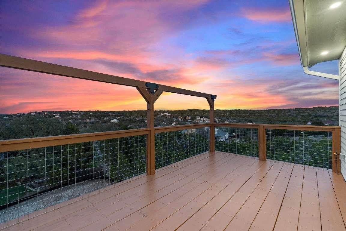 https://bt-photos.global.ssl.fastly.net/austin/1280_boomver_3_8186432-2.jpg