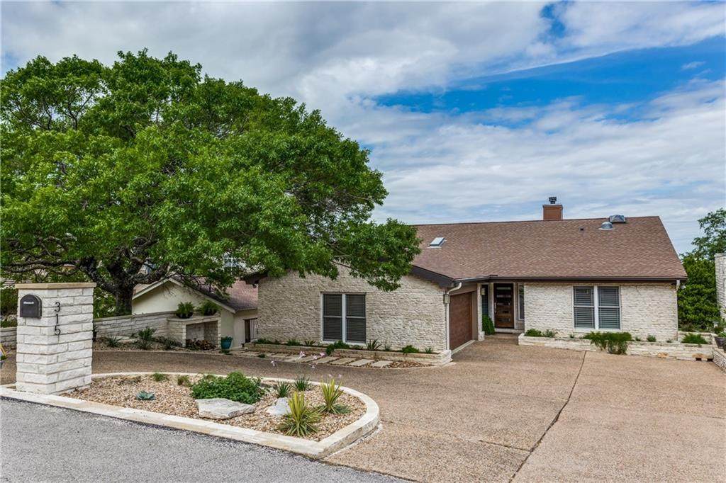 315 Hazeltine Dr - Photo 1