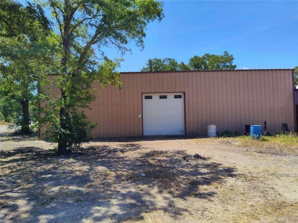 19219 Hog Eye Rd - Photo 1