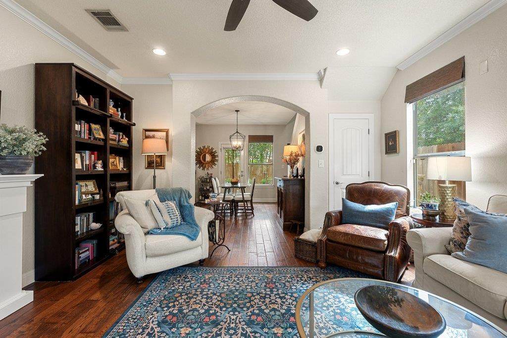 6708 Menchaca Rd - Photo 1