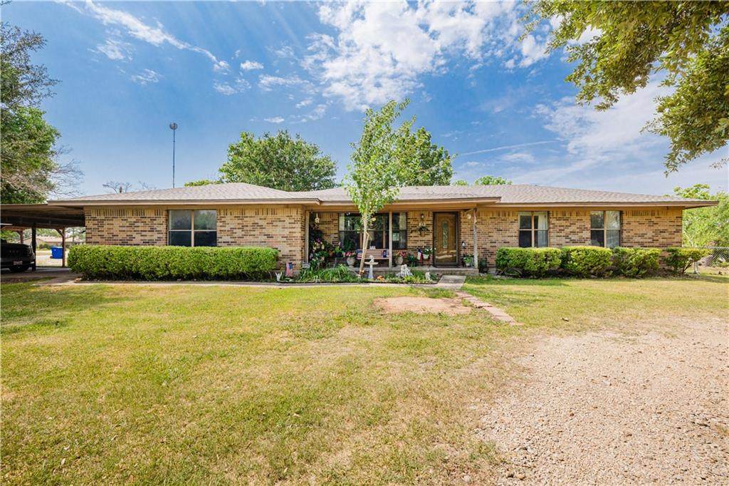 19 Sandy Ln - Photo 1