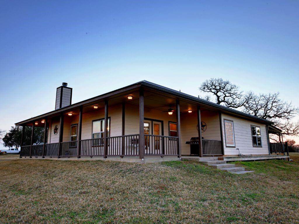 1945 County Road 204 - Photo 1
