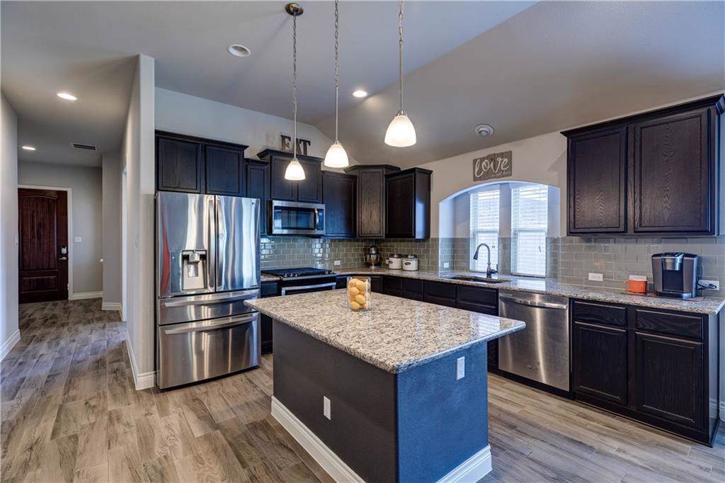 161 Kirkhill St - Photo 1
