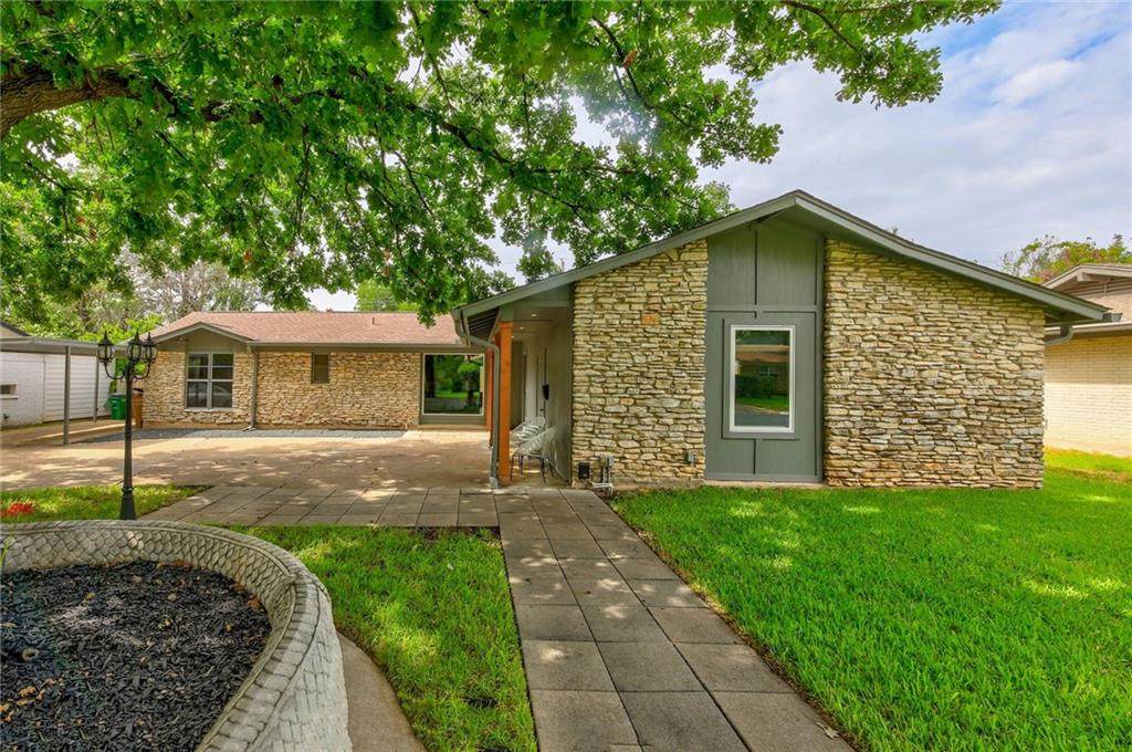 3207 Skylark Dr - Photo 1