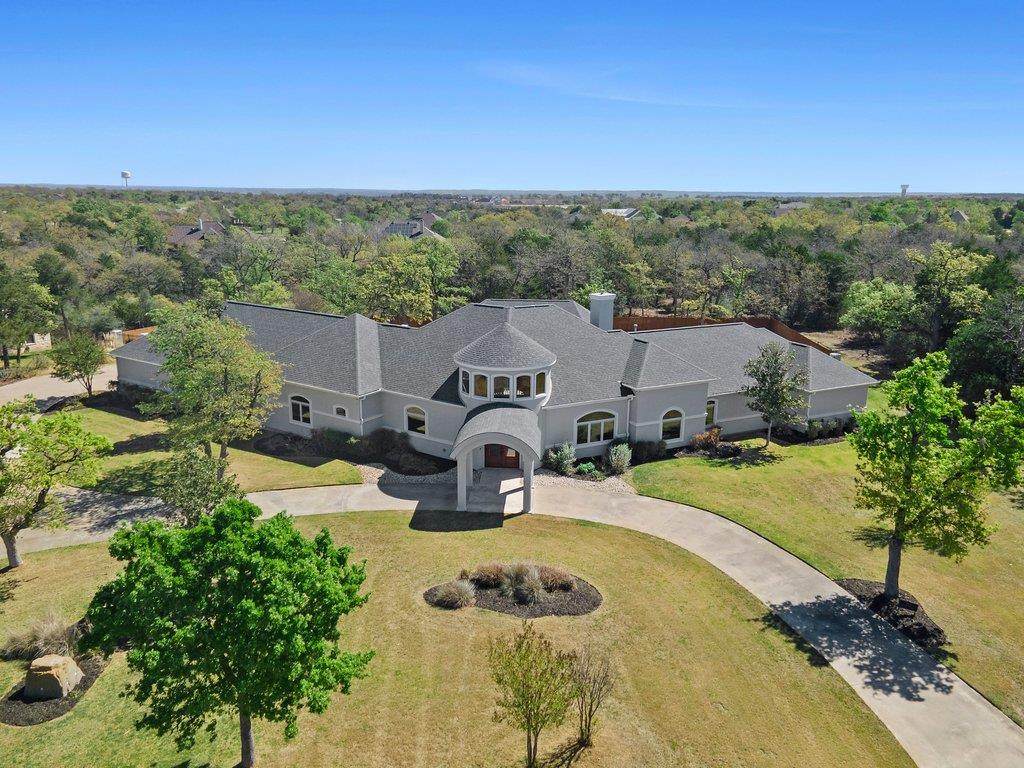 353 Stephen F Austin Blvd - Photo 1