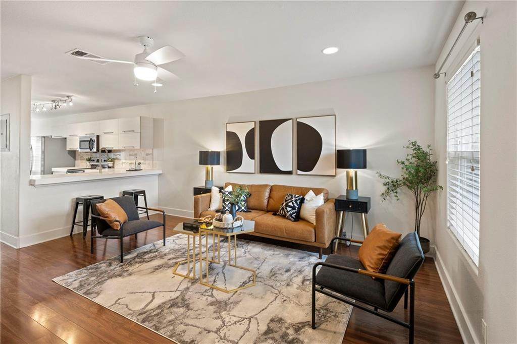 1101 Grove Blvd - Photo 1