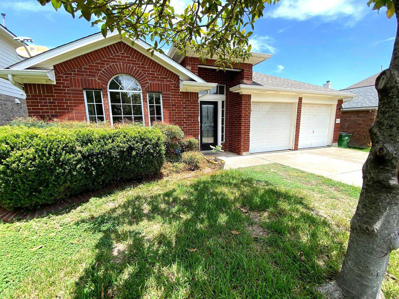 3739 Norman Loop - Photo 1