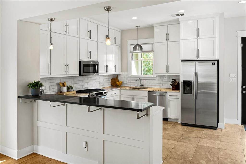 3704 Garden Villa Ln - Photo 1