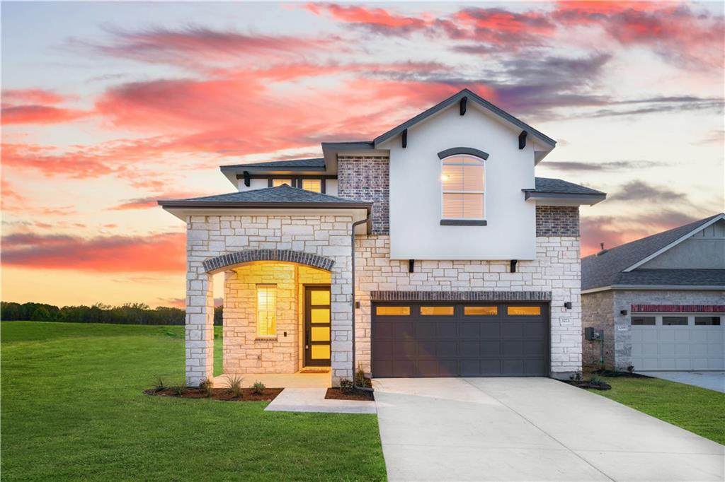 1261 Summerbrooke Cir - Photo 1