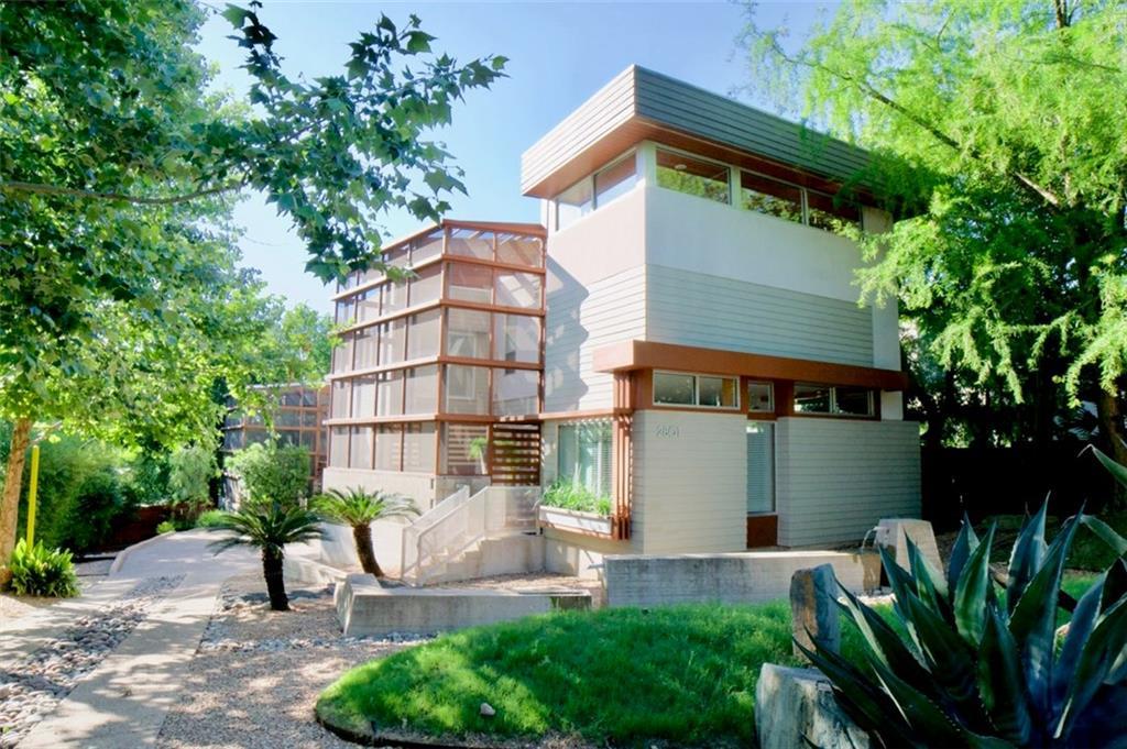 2801 Oak Crest Ave - Photo 1
