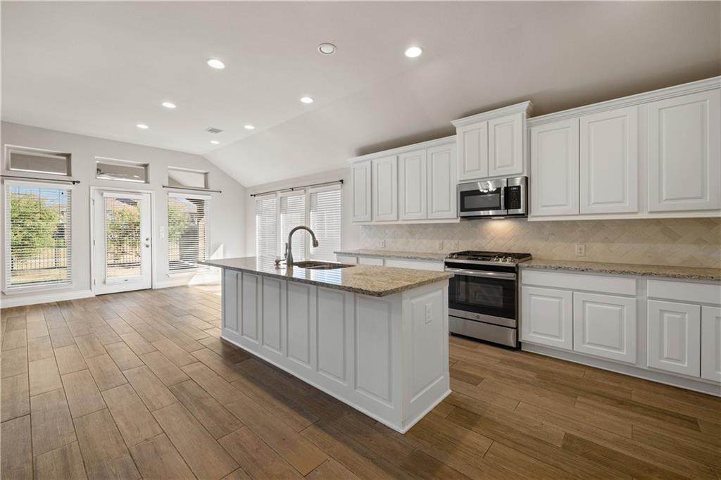 421 Inspiration Dr - Photo 1