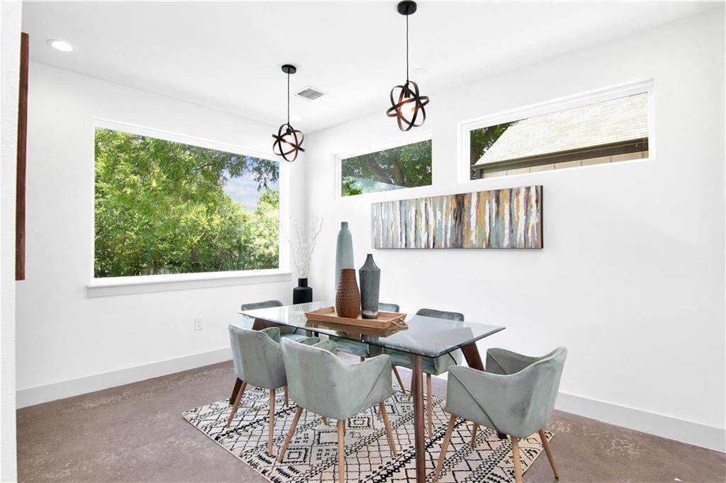 1017 Casey St - Photo 1