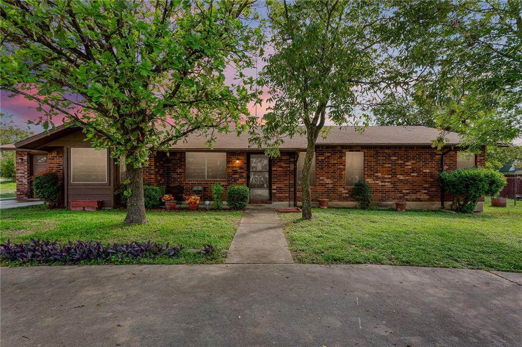 402 Patterson Ave - Photo 1