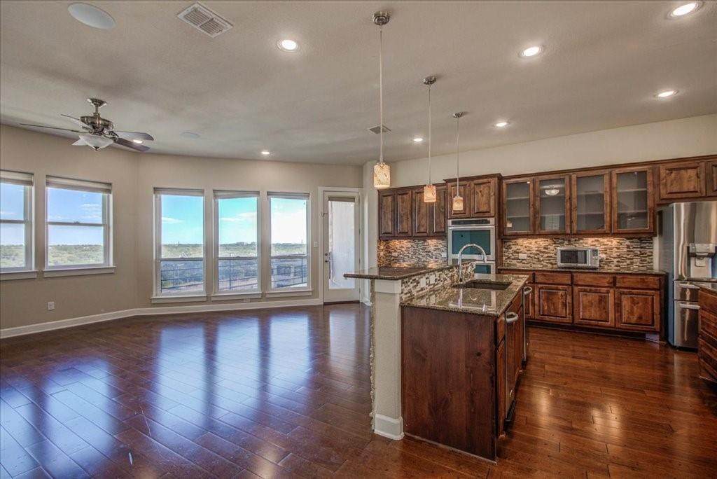 6533 Hill Dr - Photo 1