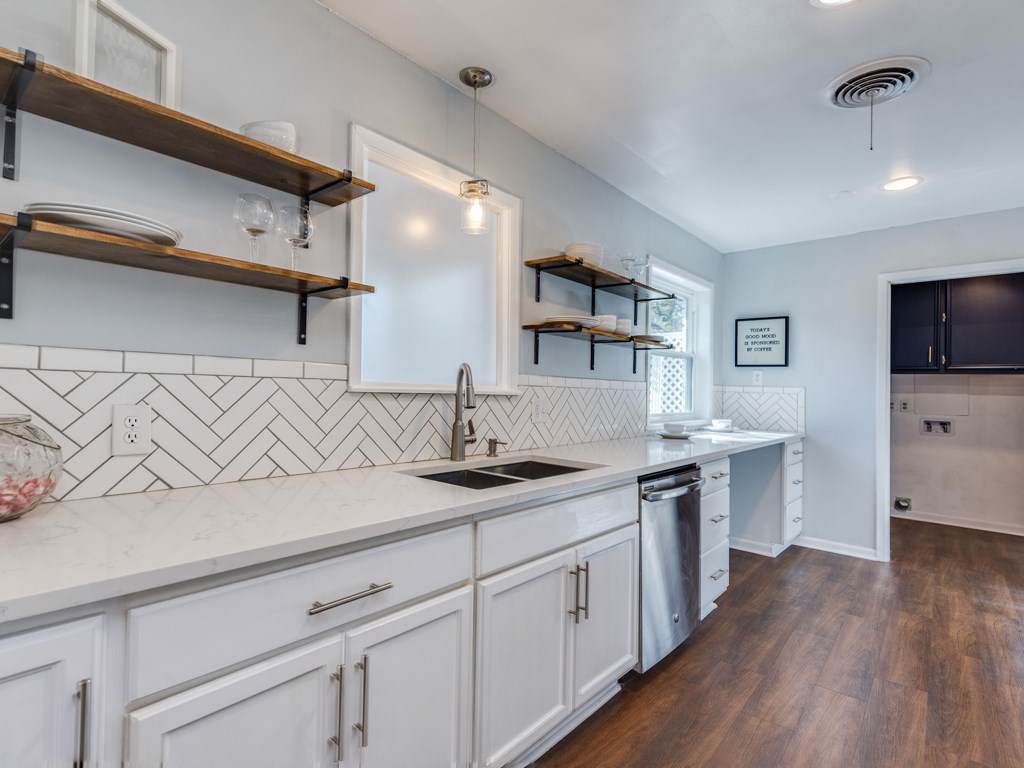 119 Ridgeway Dr - Photo 1