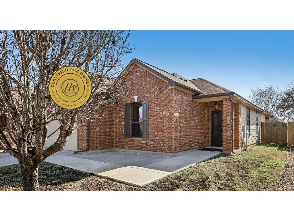 8613 Ipswich Bay Dr - Photo 1