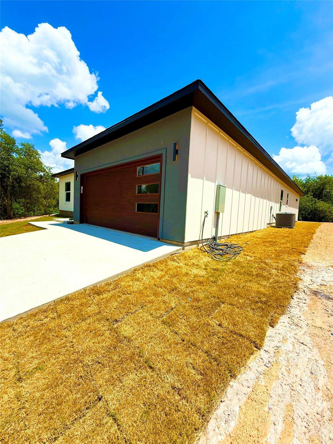320 Kahana Ln - Photo 1