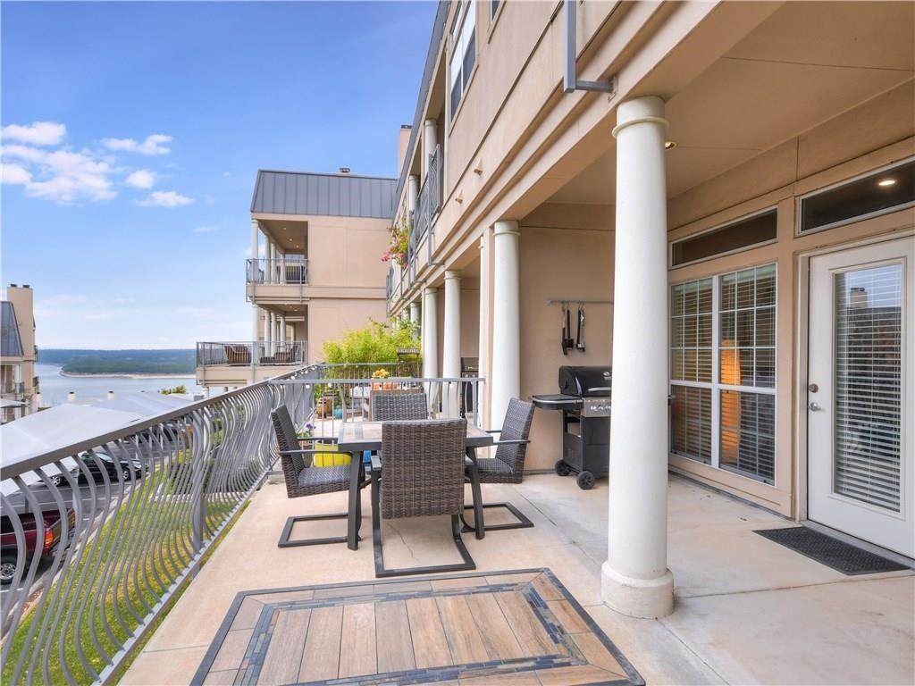 2918 Ranch Road 620 N - Photo 1