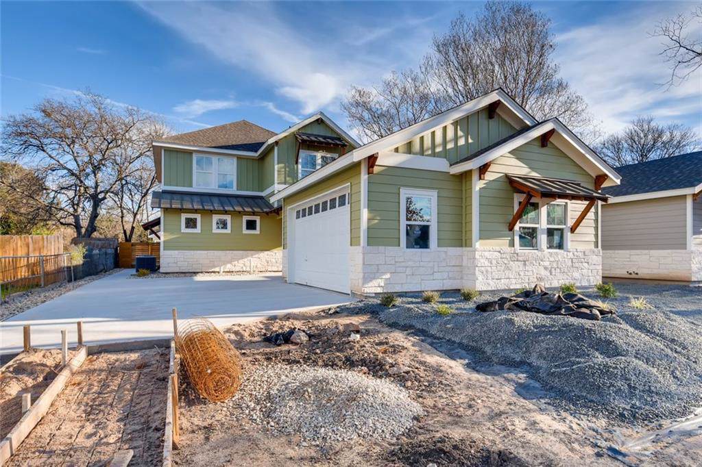 404 North Loop Blvd - Photo 1