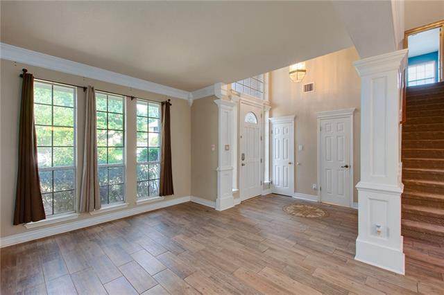 1512 Laurel Oak Loop - Photo 1