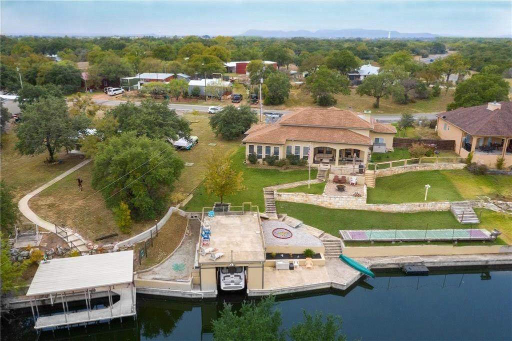 112 Casey - Photo 1