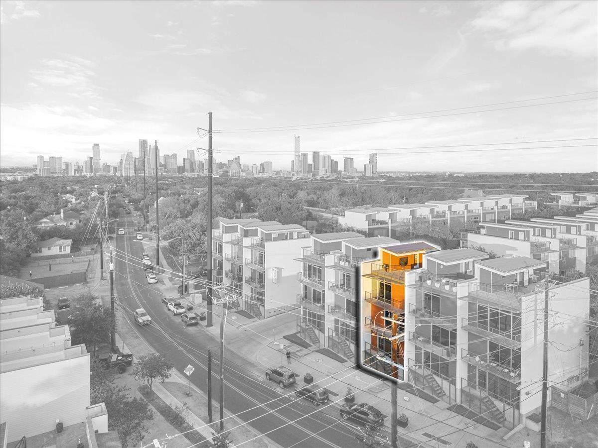 2301 5th St - Photo 1