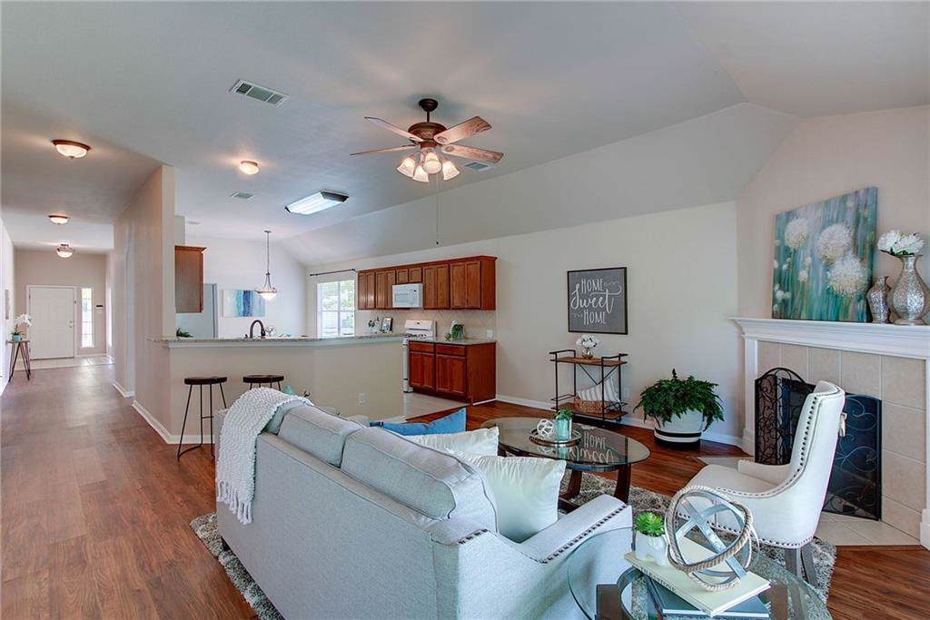 133 Village Commons Blvd - Photo 1