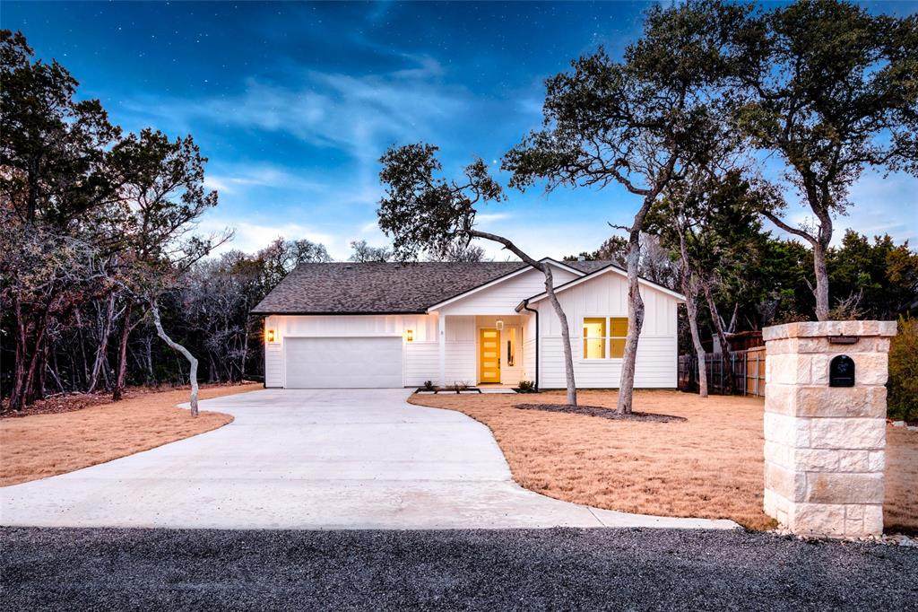 8 Buckeye Ln - Photo 1