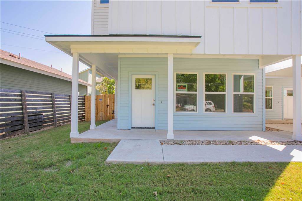 1121 Walton Ln - Photo 1