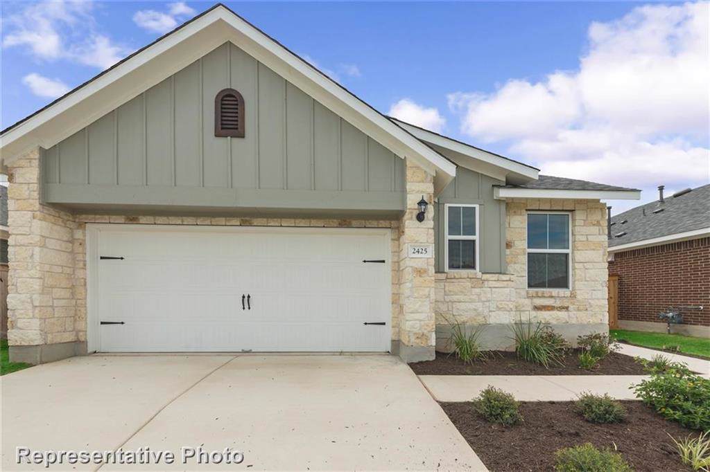 2425 Burberry Ln - Photo 1