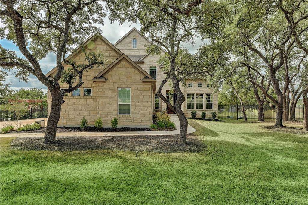 1077 Linden Loop - Photo 1
