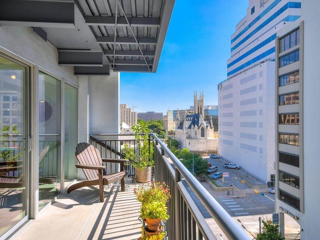 800 Brazos St - Photo 1