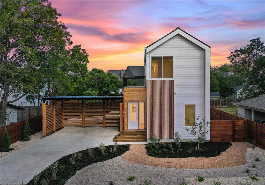 2403 Oak Crest Ave - Photo 1