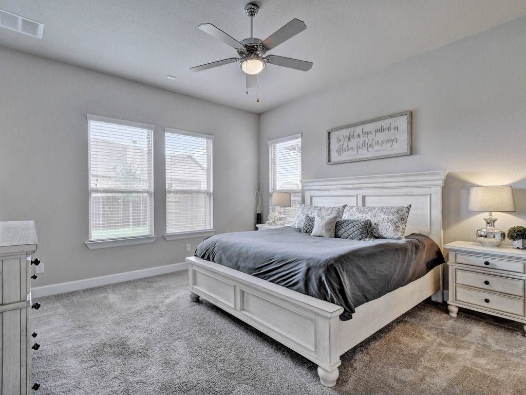 917 Isaias Dr - Photo 1