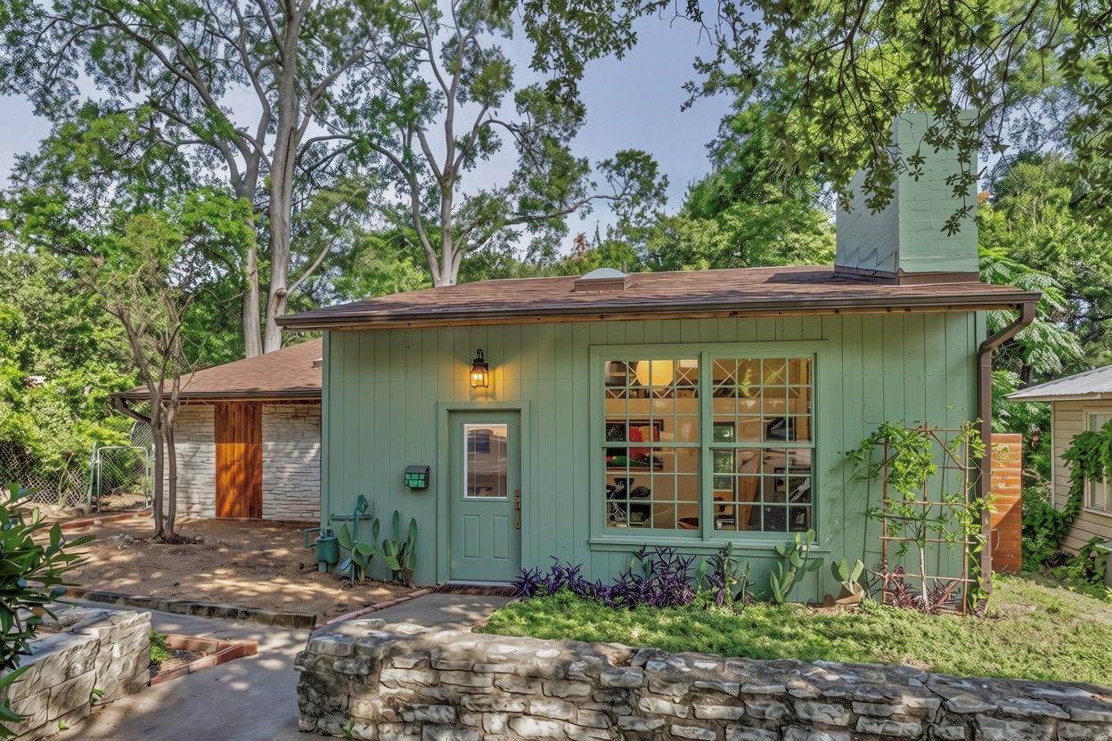 3302 Cherrywood Rd - Photo 1